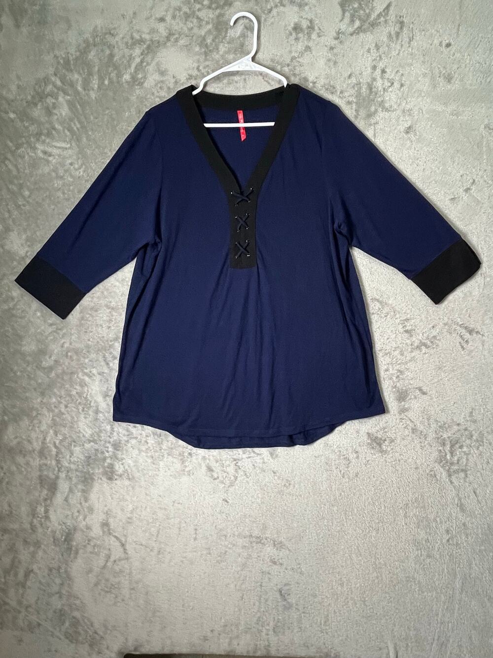 Ruby Ribbon XL Navy Blue Black Trim Lace Up V Neck 3/4 Sleeve Tunic Top